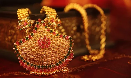Gold and Silver Rates Today: నిరాశపరుస్తున్న బంగారం ధరలు..