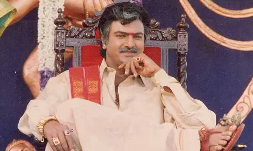 Pedarayudu : పెదరాయుడు సినిమాని వదులుకున్న స్టార్ డైరెక్టర్..! Pedarayudu : పెదరాయుడు సినిమాని వదులుకున్న స్టార్ డైరెక్టర్..!