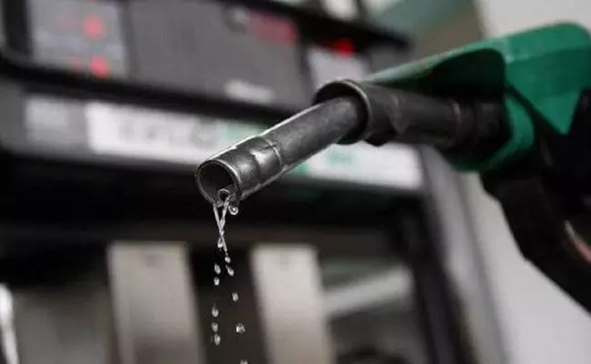 Petrol Diesel price: హైదరాబాద్‌లో పెట్రోల్ డీజిల్ ధరలు ఈ విధంగా..