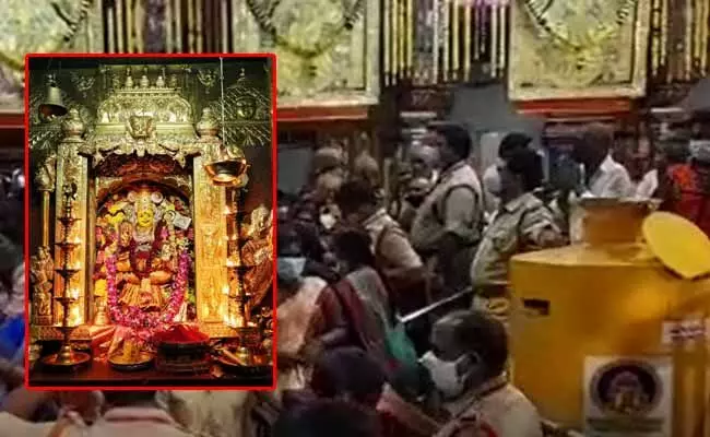 Vijayawada Indrakeeladri Temple : ఇంద్రకీలాద్రిపై వైభవంగా దసరా ఉత్సవాలు.. శ్రీరాజరాజేశ్వరీ దేవీగా భక్తులకు దర్శనం..! Vijayawada Indrakeeladri Temple : ఇంద్రకీలాద్రిపై వైభవంగా దసరా ఉత్సవాలు.. శ్రీరాజరాజేశ్వరీ దేవీగా భక్తులకు దర్శనం..!