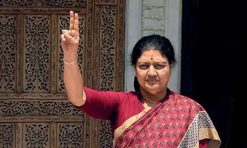 Sasikala (tv5news.in) Sasikala (tv5news.in)