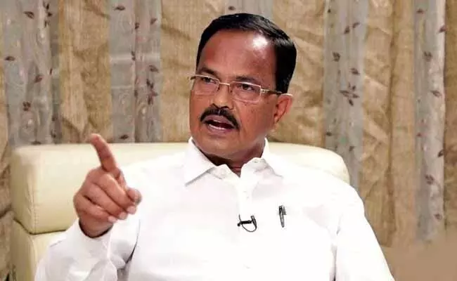 Motkupalli Narasimhulu : ముహూర్తం ఫిక్స్.. కారెక్కనున్న మోత్కుపల్లి..! Motkupalli Narasimhulu : ముహూర్తం ఫిక్స్.. కారెక్కనున్న మోత్కుపల్లి..!
