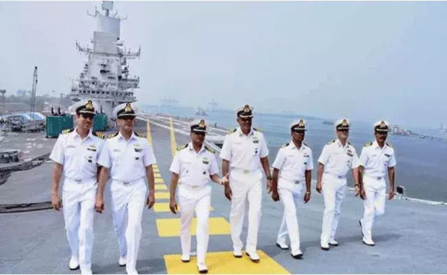Indian Navy Recruitment 2021: ఇంటర్ అర్హతతో నేవీలో ఉద్యోగాలు.. జీతం రూ.21,700 నుంచి.. Indian Navy Recruitment 2021: ఇంటర్ అర్హతతో నేవీలో ఉద్యోగాలు.. జీతం రూ.21,700 నుంచి..
