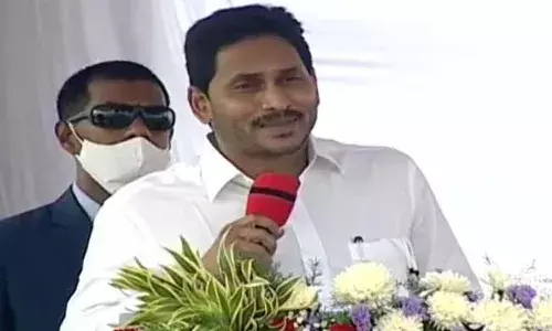 YS Jagan : ముఖ్యమంత్రిని దారుణమైన బూతులతో తిడుతున్నారు : జగన్ YS Jagan : ముఖ్యమంత్రిని దారుణమైన బూతులతో తిడుతున్నారు : జగన్