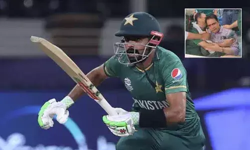 Babar Azam Father : భారత్ పై  పాక్ విజయం.. బాబర్ తండ్రి ఎమోషనల్...! Babar Azam Father : భారత్ పై  పాక్ విజయం.. బాబర్ తండ్రి ఎమోషనల్...!