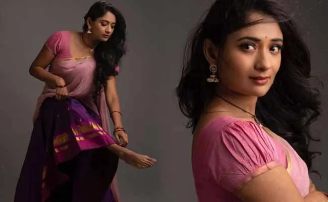 Sandhya Raju : నాట్యం ఫేమ్ సంధ్యా రాజ్ గ్లామరస్ ఫొటోస్.. ! Sandhya Raju : నాట్యం ఫేమ్ సంధ్యా రాజ్ గ్లామరస్ ఫొటోస్.. !