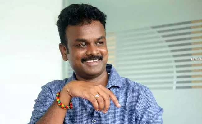 Bommarillu Bhaskar : బొమ్మరిల్లు భాస్కర్కు మరో బంపర్ ఆఫర్..! Bommarillu Bhaskar : బొమ్మరిల్లు భాస్కర్కు మరో బంపర్ ఆఫర్..!