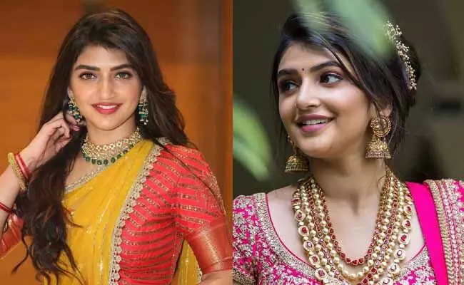 Pelli Sanadi : పెళ్లి సందD సినిమా హీరోయిన్కు బంపర్ ఆఫర్.. మెగా హీరోతో...! Pelli Sanadi : పెళ్లి సందD సినిమా హీరోయిన్కు బంపర్ ఆఫర్.. మెగా హీరోతో...!