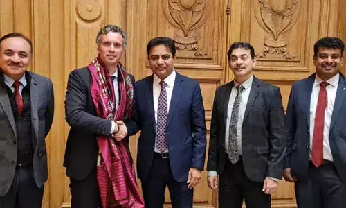 Minister KTR : తెలంగాణలో పెట్టుబడి పెట్టండి..  ఫ్రాన్స్ కంపెనీల సీఈవోలతో మంత్రి కేటీఆర్..! Minister KTR : తెలంగాణలో పెట్టుబడి పెట్టండి..  ఫ్రాన్స్ కంపెనీల సీఈవోలతో మంత్రి కేటీఆర్..!