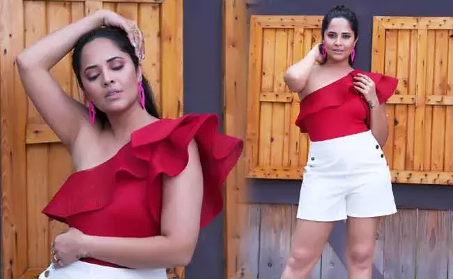 Anasuya Bharadwaj : స్టైలిష్ లుక్‌‌లో రంగమ్మత్త.. కొత్త ఫోటోలు అదిరేన్..!