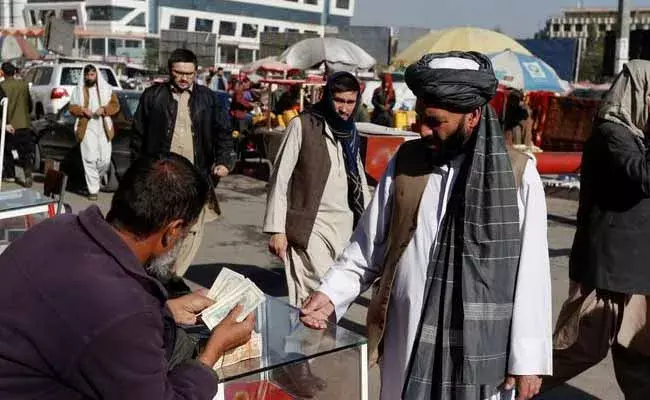 Taliban :  విదేశీ కరెన్సీపై నిషేధం విధించిన తాలిబన్లు ..! Taliban :  విదేశీ కరెన్సీపై నిషేధం విధించిన తాలిబన్లు ..!