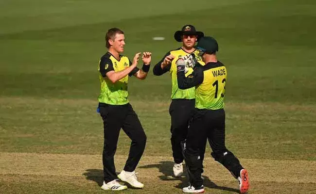 AUS vs BAN : కుప్పకూలిన బంగ్లాదేశ్ .. ఆసీస్ ముందు స్వల్ప లక్ష్యం..! AUS vs BAN : కుప్పకూలిన బంగ్లాదేశ్ .. ఆసీస్ ముందు స్వల్ప లక్ష్యం..!