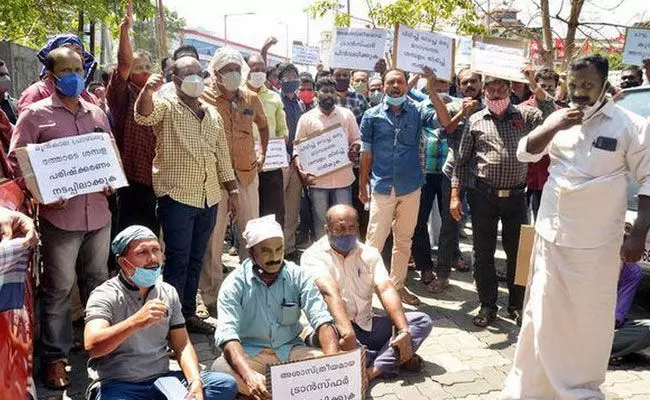 Kerala RTC Strike (tv5news.in) Kerala RTC Strike (tv5news.in)