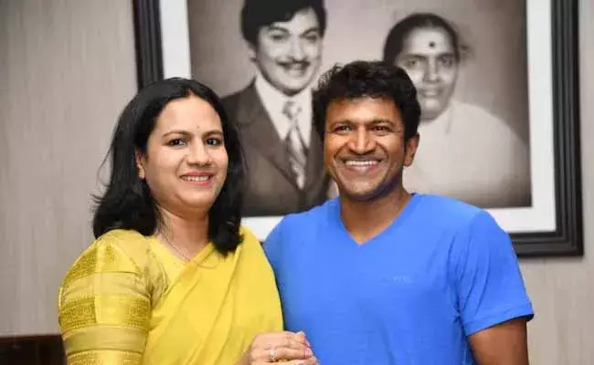 Ashwini Puneeth: అలా చేసి మీ కుటుంబాన్ని ఒం‍టరి చేయొద్దు.. పునీత్ అభిమానులకి అశ్విని రిక్వెస్ట్..!