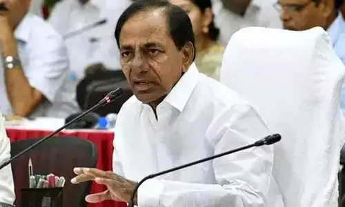 KCR Press Meet : గట్టిగా ప్రజల తరుపున నిలదీసి మాట్లాడితే దేశాద్రోహులా?