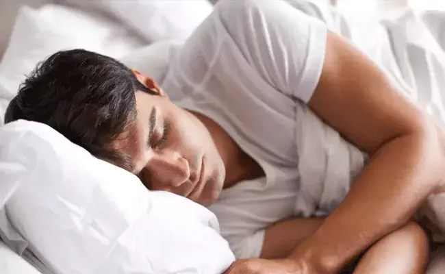 Too Much Sleep : ఎక్కువగా నిద్ర పోతున్నారా.. ఎందుకైనా మంచిది ఓ సారి హార్ట్ చెకప్.. Too Much Sleep : ఎక్కువగా నిద్ర పోతున్నారా.. ఎందుకైనా మంచిది ఓ సారి హార్ట్ చెకప్..