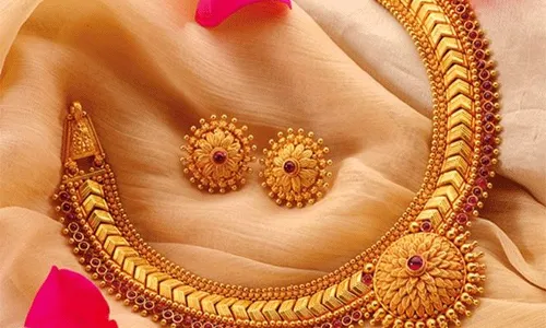 Gold Rate Today: భారీగా పెరిగిన బంగారం ధరలు.. వెండి కూడా అదే బాటలో..