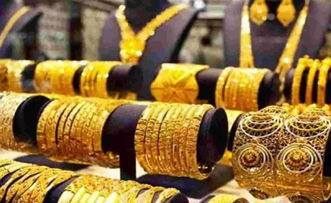 Gold and Silver Rates Today: ఒకే బాటలో బంగారం, వెండి ధరలు.. ఎంత పెరిగాయంటే.. Gold and Silver Rates Today: ఒకే బాటలో బంగారం, వెండి ధరలు.. ఎంత పెరిగాయంటే..