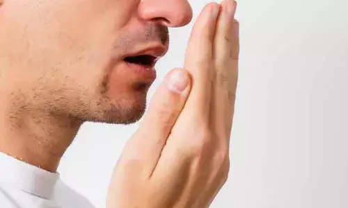 Bad breath : చిన్నచిన్న చిట్కాలతో నోటి దుర్వాసనకి చెక్ పెట్టండి ఇలా ..!