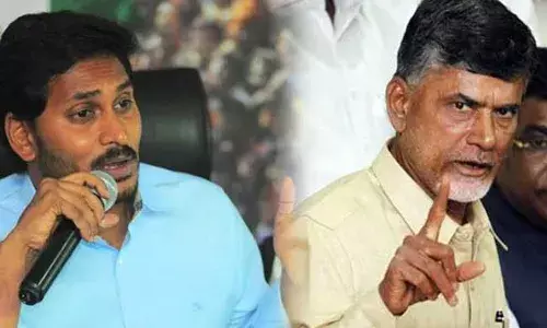 AP Municipal Elections: కొండపల్లిలో వైసీపీ, టీడీపీకి సమాన ఓట్లు.. ఇండిపెండెంట్ అభ్యర్ధి చేతిలో నిర్ణయం.. AP Municipal Elections: కొండపల్లిలో వైసీపీ, టీడీపీకి సమాన ఓట్లు.. ఇండిపెండెంట్ అభ్యర్ధి చేతిలో నిర్ణయం..