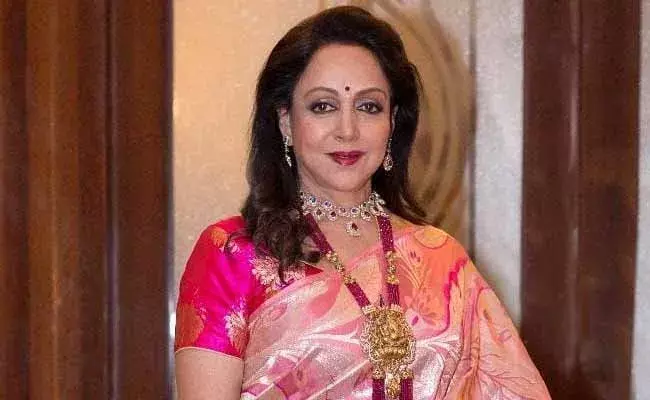Hema Malini : హేమమాలినికి అరుదైన గౌరవం..! Hema Malini : హేమమాలినికి అరుదైన గౌరవం..!