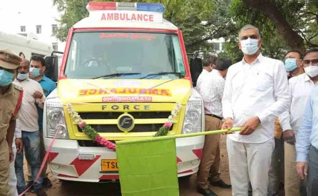 Harish Rao : హైదరాబాద్లో 7 కొత్త అంబులెన్సులను ప్రారంభించిన మంత్రి హరీశ్ రావు..! Harish Rao : హైదరాబాద్లో 7 కొత్త అంబులెన్సులను ప్రారంభించిన మంత్రి హరీశ్ రావు..!