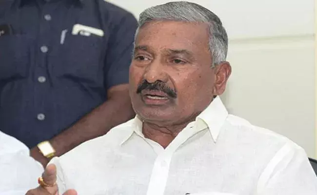 Peddireddy on AP 3 capitals bill: అమరావతి రైతులు పెయిడ్ ఆర్టిస్టులు.. మంత్రి పెద్దిరెడ్డి సంచలన వ్యాఖ్యలు Peddireddy on AP 3 capitals bill: అమరావతి రైతులు పెయిడ్ ఆర్టిస్టులు.. మంత్రి పెద్దిరెడ్డి సంచలన వ్యాఖ్యలు
