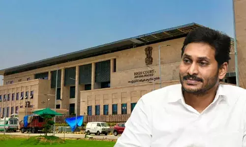 AP 3 Capitals Bill: మూడు రాజధానుల బిల్లు ఉపసంహరణకు కారణం ఆ వ్యక్తేనా..? AP 3 Capitals Bill: మూడు రాజధానుల బిల్లు ఉపసంహరణకు కారణం ఆ వ్యక్తేనా..?