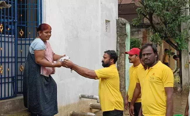 NTR Trust :  వరద ప్రభావిత ప్రాంతాల్లో వరుసగా ఐదో రోజు సహాయక కార్యక్రమాలు