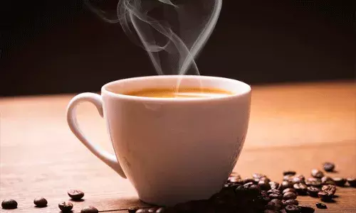 Coffee Benefits: కాఫీ లవర్స్కి గుడ్న్యూస్.. రోజుకి 2 కప్పుల కాఫీ తాగితే.. Coffee Benefits: కాఫీ లవర్స్కి గుడ్న్యూస్.. రోజుకి 2 కప్పుల కాఫీ తాగితే..