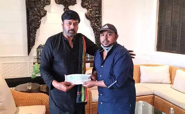 Chiranjeevi : శివశంకర్‌ మాస్టర్‌కు మెగాస్టార్‌ సాయం.. మూడు లక్షల రూపాయల చెక్కును..!