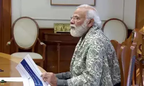 Omicron Virus: మోదీ ఆధ్వర్యంలో ఒమిక్రాన్‌ వేరియంట్‌‌పై సమీక్ష..