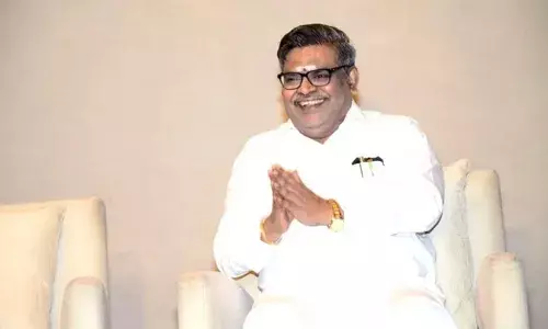 sirivennela seetharama sastry: ఓకే గూగుల్ ప్లే సిరివెన్నెల సాంగ్స్.. సీతారామశాస్త్రికి గూగుల్ నివాళి.. sirivennela seetharama sastry: ఓకే గూగుల్ ప్లే సిరివెన్నెల సాంగ్స్.. సీతారామశాస్త్రికి గూగుల్ నివాళి..