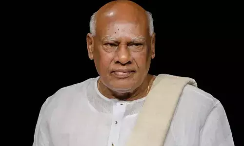 Konijeti Rosaiah : మాజీ సీఎం కొణిజేటి రోశయ్య కన్నుమూత..! Konijeti Rosaiah : మాజీ సీఎం కొణిజేటి రోశయ్య కన్నుమూత..!