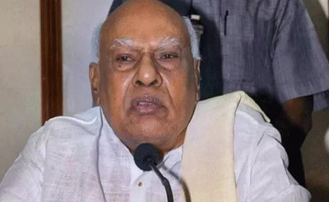 Konijeti Rosaiah: మాజీ ముఖ్యమంత్రి రోశయ్య మృతిపై ప్రముఖుల సంతాపం Konijeti Rosaiah: మాజీ ముఖ్యమంత్రి రోశయ్య మృతిపై ప్రముఖుల సంతాపం