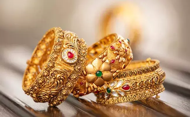 Gold and Silver Rates Today : మార్పులు లేకుండానే బంగారం, వెండి ధరలు.. మార్కెట్లో ధరలు ఇలా..! Gold and Silver Rates Today : మార్పులు లేకుండానే బంగారం, వెండి ధరలు.. మార్కెట్లో ధరలు ఇలా..!