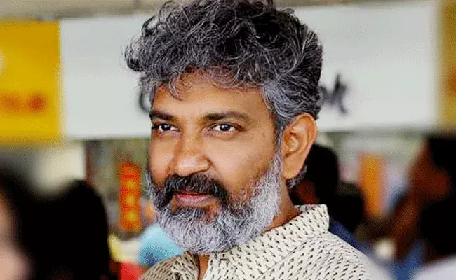 Rajamouli: ఏం మాట్లాడాలో అర్థం కావట్లేదు.. : రాజమౌళి Rajamouli: ఏం మాట్లాడాలో అర్థం కావట్లేదు.. : రాజమౌళి
