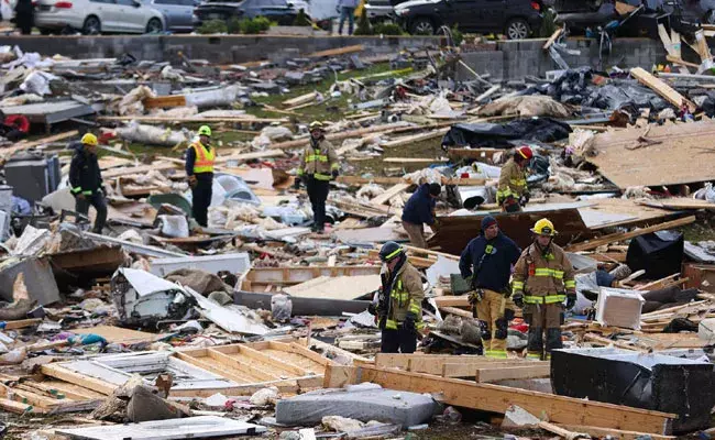 Tornado: కెంటకీ చరిత్రలోనే అత్యంత తీవ్రమైన టోర్నడో.. 70 మందికి పైగా మృత్యువాత..