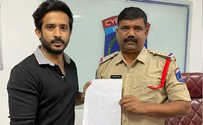 Anchor Ravi (tv5news.in) Anchor Ravi (tv5news.in)