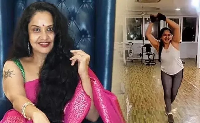 Pragathi Dance : నాగిని సాంగ్‌కి ప్రగతి ఊరమాస్‌ స్టెప్పులు..వీడియో వైరల్