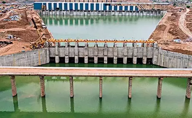 కాళేశ్వరం ప్రాజెక్టుకు ఇప్పటివరకు రూ. 80వేల 321 కోట్లు ఖర్చయింది : కేంద్రం కాళేశ్వరం ప్రాజెక్టుకు ఇప్పటివరకు రూ. 80వేల 321 కోట్లు ఖర్చయింది : కేంద్రం