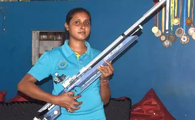 Konika Layak : షూటర్ కొనికా లాయక్ ఆత్మహత్య Konika Layak : షూటర్ కొనికా లాయక్ ఆత్మహత్య