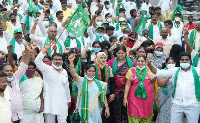 Tirupati: తిరుపతిలో రాజధాని రైతుల మహోద్యమ సభ Tirupati: తిరుపతిలో రాజధాని రైతుల మహోద్యమ సభ