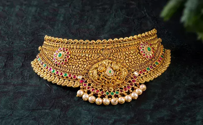 Gold and Silver Rates Today: భారీగా పెరిగిన బంగారం, వెండి ధరలు..