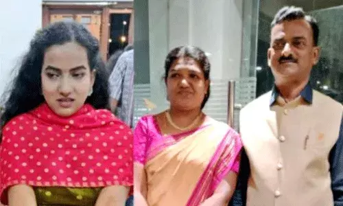 కాలువలోకి దూకిన ఇంజనీర్ కుటుంబం.. భార్య, కుమార్తె మృతి..