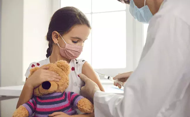 Vaccine for Children: 12 ఏళ్ల లోపు చిన్నారులకు వ్యాక్సిన్.. Vaccine for Children: 12 ఏళ్ల లోపు చిన్నారులకు వ్యాక్సిన్..