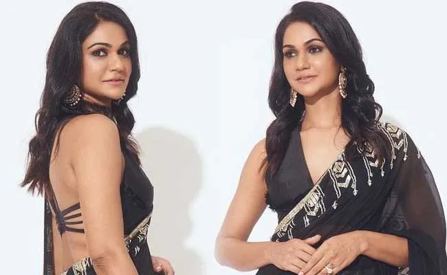 Allu Sneha Reddy : బ్లాక్ శారీలో అల్లు స్నేహ.. సమంత హాట్ కామెంట్స్..! Allu Sneha Reddy : బ్లాక్ శారీలో అల్లు స్నేహ.. సమంత హాట్ కామెంట్స్..!