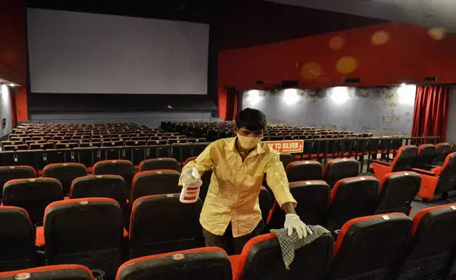 AP theatre Issue: ఏపీలో ప్రభుత్వం వర్సెస్ థియేటర్ల యాజమాన్యం..