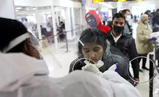 Omicron Cases : పెరుగుతున్న ఒమిక్రాన్ వ్యాప్తి.. 17 రాష్ట్రాల్లో 358 కేసులు Omicron Cases : పెరుగుతున్న ఒమిక్రాన్ వ్యాప్తి.. 17 రాష్ట్రాల్లో 358 కేసులు