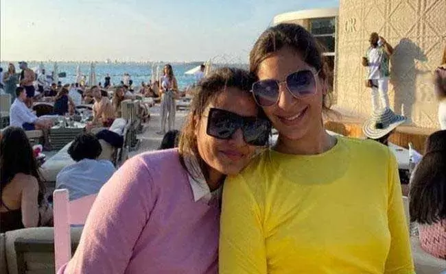 Namrata _ Upasana : దుబాయ్ లో పార్టీ ..ఎంజాయ్ చేసిన  ఉపాసన, నమ్రత